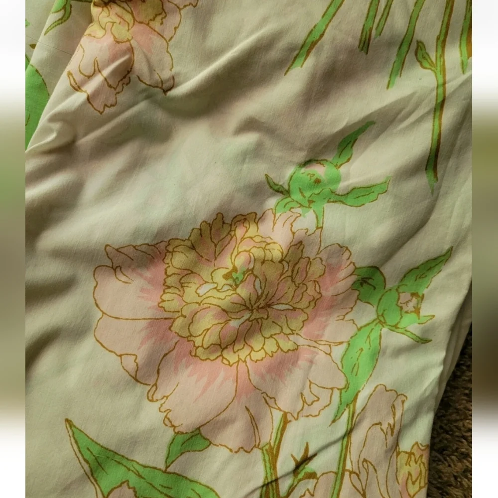 J.P. Stevens & co. Floral Bedding 2 Piece Fitted Flat Twin Size Sheet Set Vtg